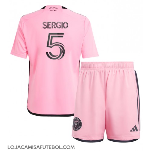 Camisa de Futebol Inter Miami Sergio Busquets #5 Equipamento Principal Infantil 2024-25 Manga Curta (+ Calças curtas)